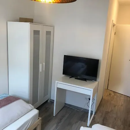 Haselnuss 3* Alzenau in Unterfranken